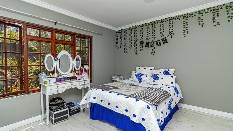 7 Bedroom Property for Sale in Dana Bay Western Cape